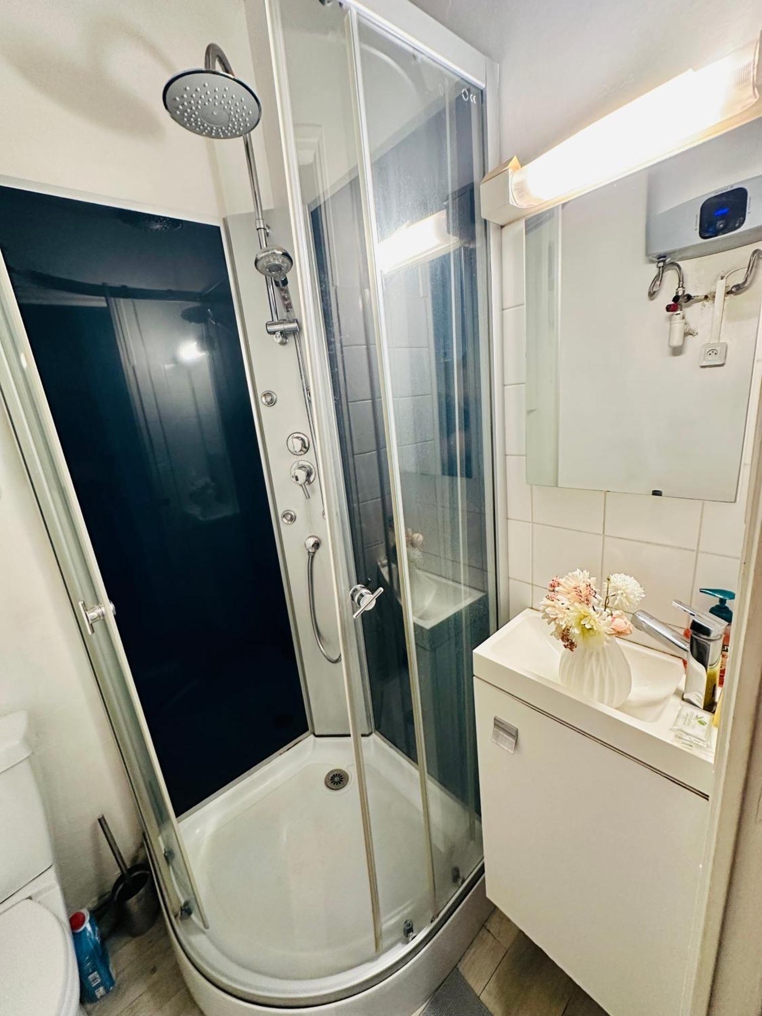 Dream Dwell Paris - Cozy Family Studio Near Quartier Marais Iiie Paris Exterior foto